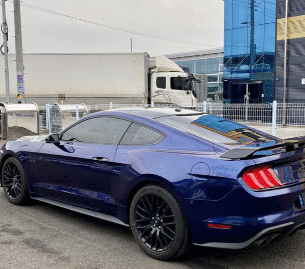 Glossy Metallic Tanzanite Blue Vinyl Wrap - 图片 5