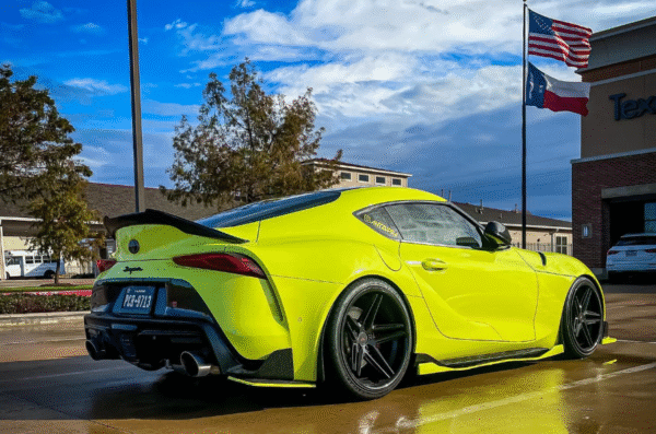 High Glossy Chartreuse Yellow Vinyl Wrap - 图片 3
