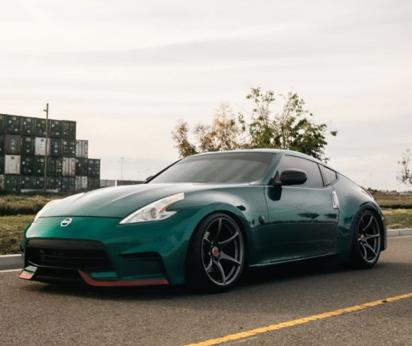 Glossy Metallic Spanish Viridian Vinyl Wrap - 图片 3